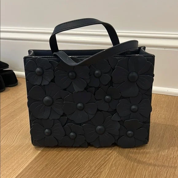 Kate Spade Madison Ave. Collection Floral Handbag - Picture 4 of 4